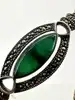 bracelet orné d'une pierre verte et de marcassites argent 925 millième (22 ct) 7,72g