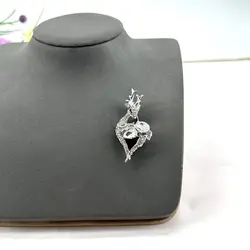 broche cerf pavée d'oxydes