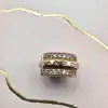 charm pandora clip lignes pavé et logo scintillant blanc