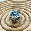 charm pandora motif givré avec des zircones bleu clair  argent 925 millième (22 ct) 1,99g