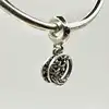 charm pandora pendentif plume pavé violets et roses argent 925 millième (22 ct) 3,53 g