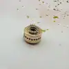charm pandora signature o couronné pavé centre ouvert