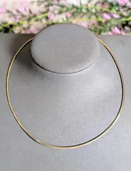 collier cable en 2 ors avec une face maille matelée et une face en maille serpent or 750 millième (18 ct) 7,44g