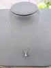 collier or blanc avec un pendentif pavé de petits diamants or 375 millième (9 ct) 1,32g