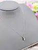 collier or blanc avec un pendentif pavé de petits diamants or 375 millième (9 ct) 1,32g