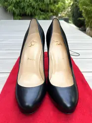 escarpins en talon 11 cm christian louboutin fifi en cuir noir