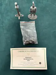figurines en plomb soldats de la grande armée napoléonienne - ordonnance, chevalet porte tête, têtes