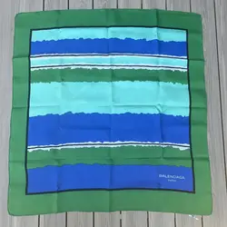 foulard balenciaga en soie vert et bleu à motif géométrique