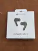 moto buds bass carbon