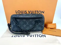 pochette louis vuitton volga en toile monogram eclipse grise / noire