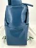sac à bandoulière bottega veneta cassette en cuir bleu