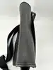 sac bandoulière louis vuitton messenger andrei en cuir taiga noir
