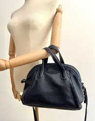 sac lancel charmeuse en cuir bleu marine