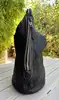 sac tote givenchy nightingale en cuir noir avec finition dorée