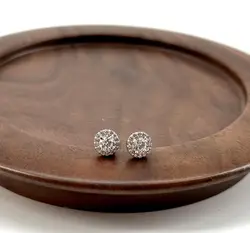 13042210 boucles d'oreilles puces ornées d'oxydes  argent 925 millième (22 ct) 1,2g