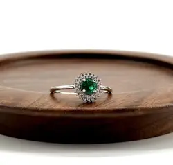 1972750  bague solitaire avec une pierre verte et entourée d'oxydes t56 argent 925 millième (22 ct) 2,2