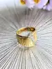 bague bandeau signé leo pizzo en or sertie de 5 diamants en chute or 750 millième (18 ct) 7,07g