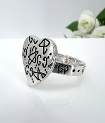 bague gucci ghost en forme coeur taille 63 argent 925 millième (22 ct) 10,12g
