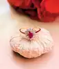 bague pierre rouge et oxydes or 750 millième (18 ct) 2,38g