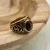bgac bague chevalière avec pierre oeil de tigre ovale en acier doré t64