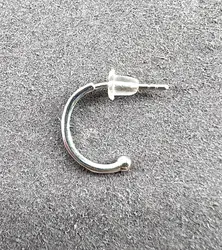 boucles d'oreilles en argent demi créole argent 925 millième (22 ct) 0,50g