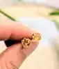 boucles d'oreilles puces chacune sertie d'une citrine forme coeur or 750 millième (18 ct) 0,87g