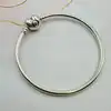 bracelet pandora argent jonc fermoir en forme de cœur estampé argent 925 millième (22 ct) 8,92g