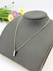 collier fine maille gourmette avec pendentif barre rectangulaire serti de zircons argent 925 millième (22 ct) 6,18 g