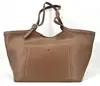 grand sac cabas porté épaule en cuir camel