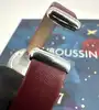 montre femme mauboussin l'heure du premier jour rayonnant mouvement à quartz, bracelet jonc en cuir bordeaux
