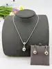 parure en argent collier avec un pendentif double boule et boucles d'oreilles assorties argent 925 millième (22 ct) 13,77g
