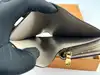 portefeuille compact louis vuitton cléa en cuir mogogram de couleur tourelle