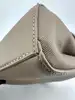 sac à bandoulière michael kors en cuir saffiano beige avec poignée