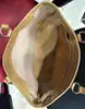 sac cabas  longchamp en cuir camel