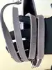sac cabas vanessa bruno zippé anthracite en toile et paillettes avec bandoulière amovible et réglable taille s