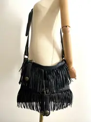 sac tote à fringes gérard darel flower en cuir noir à bandoulière