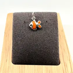 1834100 pendentif poisson argent 925 millieme (22ct) 0.90g argent 925 millième (22 ct) 0,85g